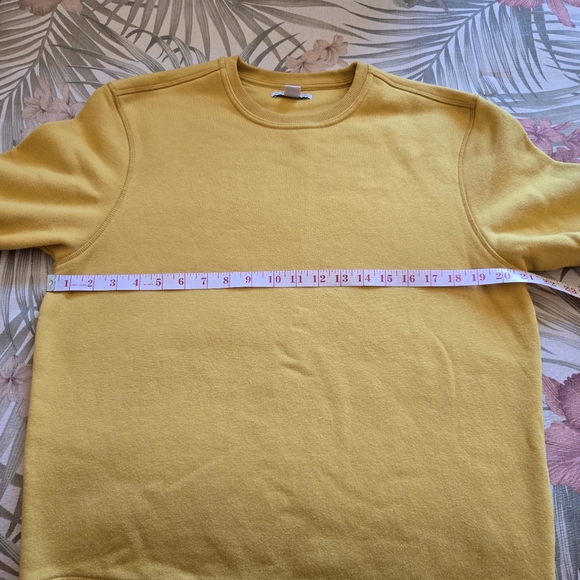 3/$25 Amazon Essentials Crew Neck Sweatshirt Marigold Mustard Yellow Cotton - Picture 7 of 10